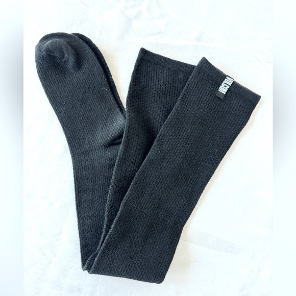 Volcom Women's Super Cozy Knit Long Crew Socks Black - Picture 4 of 6
